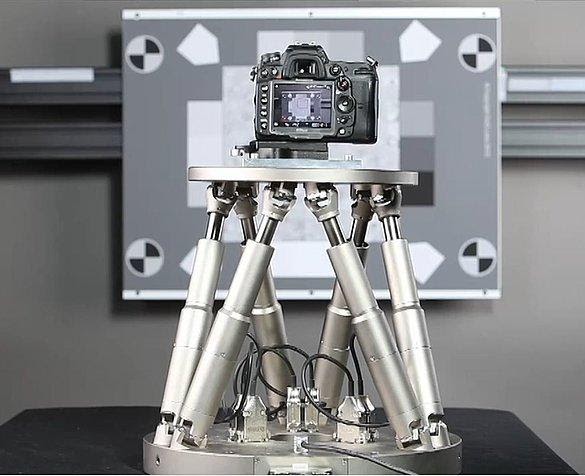 https://static.physikinstrumente.com/fileadmin/_processed_/2/d/csm_PI-H-840-Kamera_78d5d1c5b6.jpggydF4y2Ba